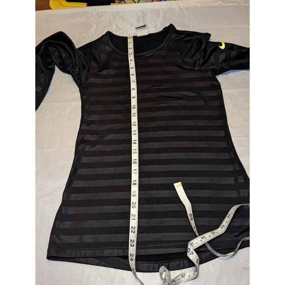 Nike Pro Dri Fit Women’s Small Black Stripe Fleece Lined Pullover Sweatshirt - Picture 11 of 14